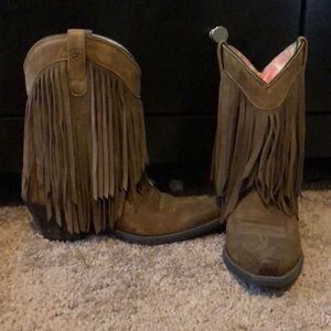 Artiat  size 6 Cowgirl boots